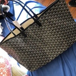Brand New GY Tote in Black